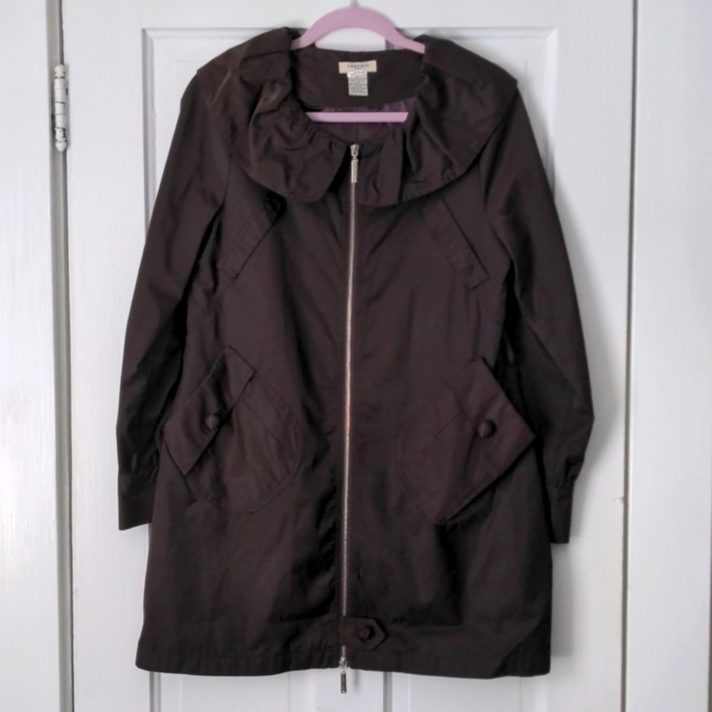 Stylish Dark Brown Coat (like new!)